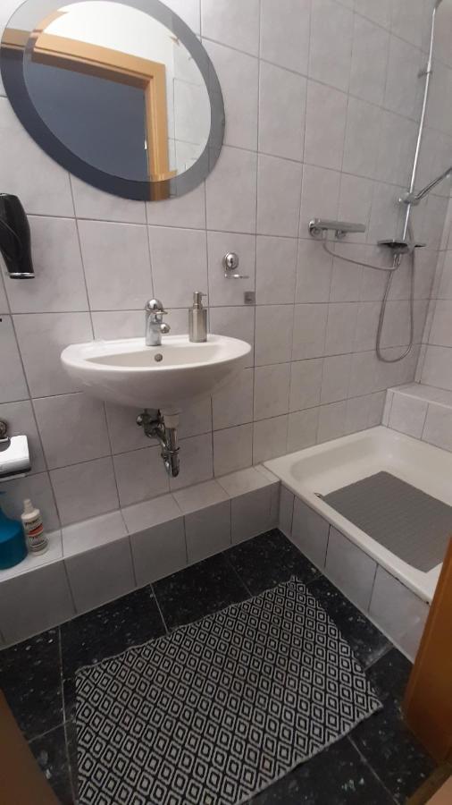 Schone 2Raumwohnung In Perfekter Lage Mönchengladbach Dış mekan fotoğraf